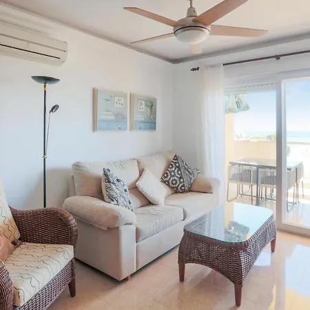 2 Bedroom Lovely In *